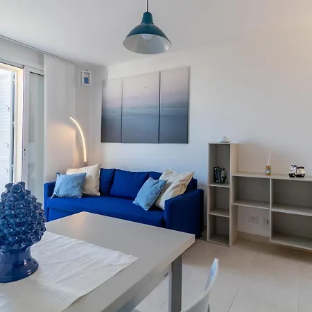 Apartment Brezzadisudest *