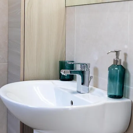 Brezzadisudest Apartamento *